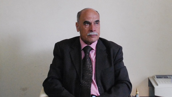 أبو سمهدانة محافظا للوسطى